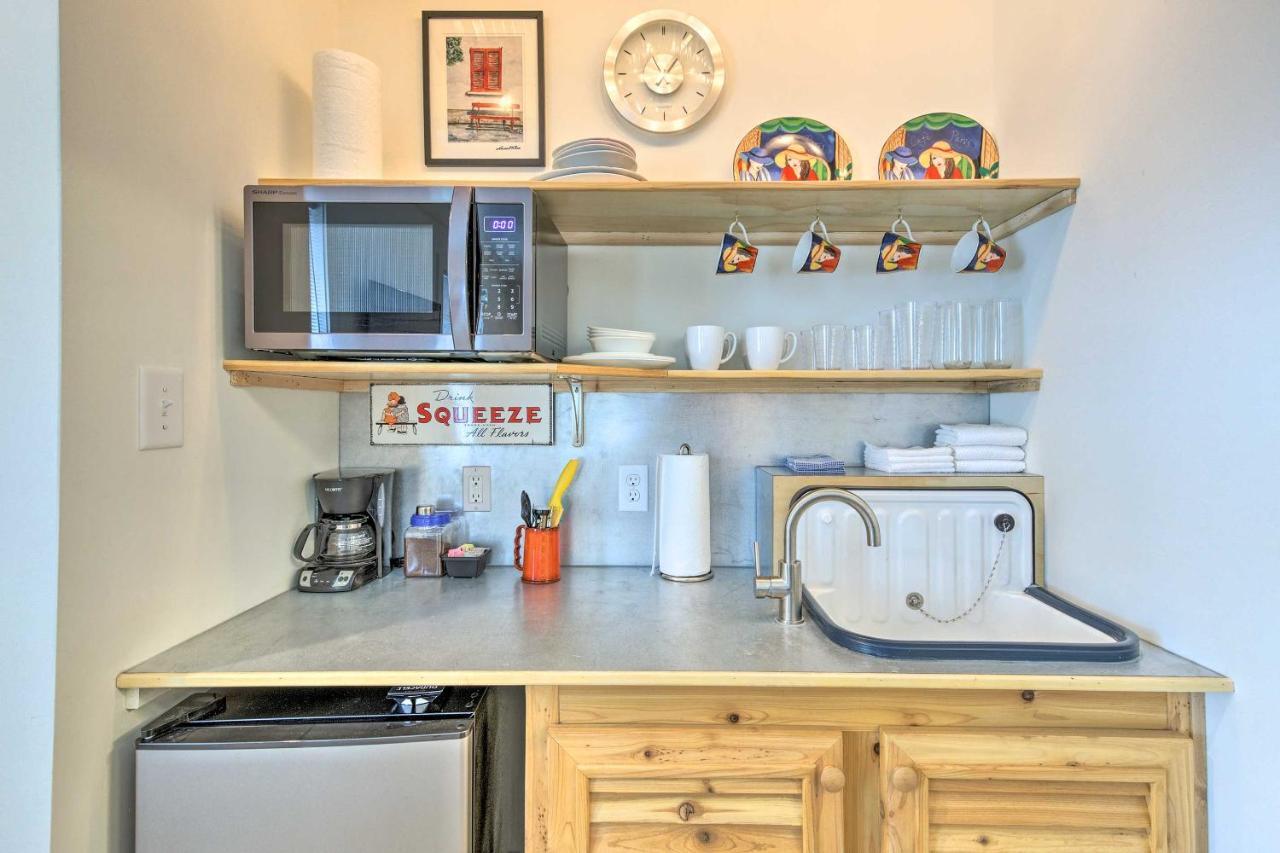Walk To Beach From Chic Old Town Apartment With Yard Bay St. Louis Εξωτερικό φωτογραφία